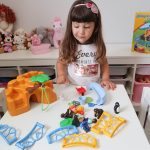 the Mama Manual- play with Playmobil